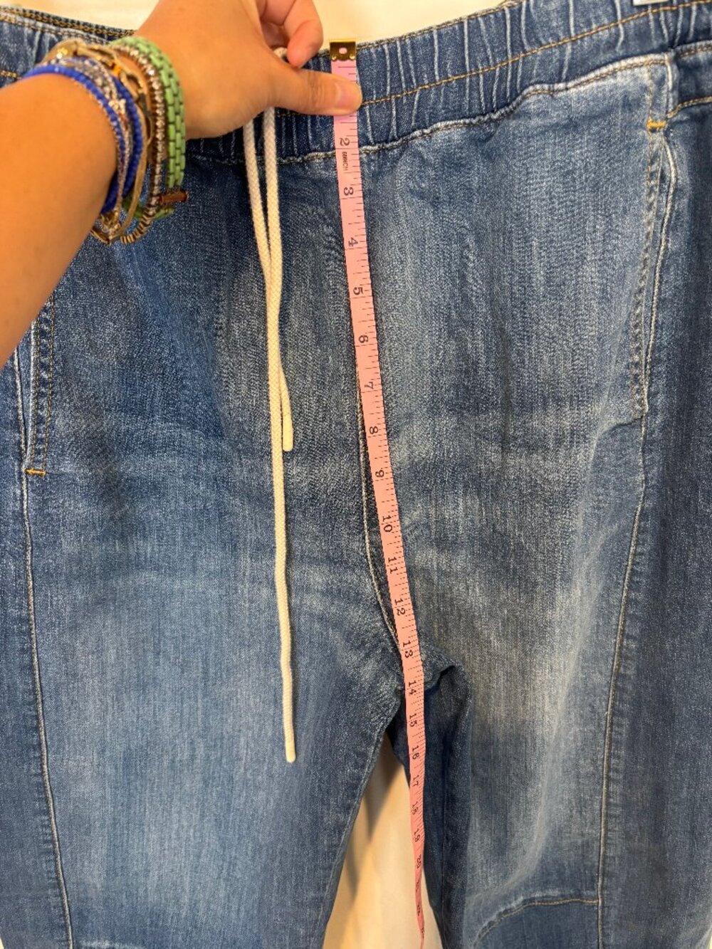 Pilcro "The Izzie" Relaxed Pull-on Barrel Jeans (XLP) - Picture 9 of 11